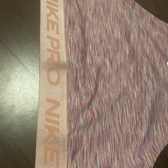 Nike Pro Slim Fit Crop - Picture 3 of 5